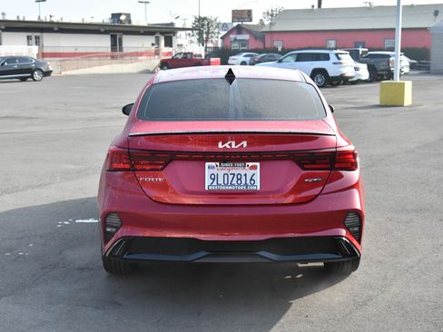 Used 2024 Kia Forte GT-Line image 7