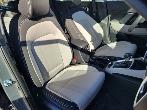 New 2026 Hyundai Venue SEL image 18