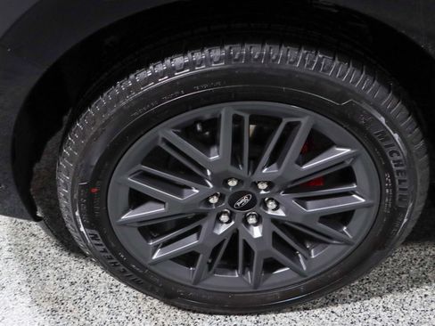 Used 2025 Ford Expedition Platinum w/ Stealth Performance Package AWD/4WD image 11