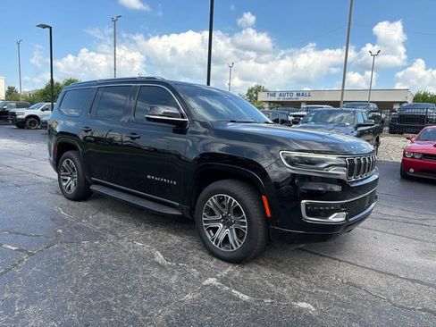 Used 2025 Jeep Wagoneer 4WD w/ Convenience Group I image 1
