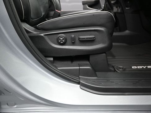 New 2026 Honda Odyssey Elite image 21