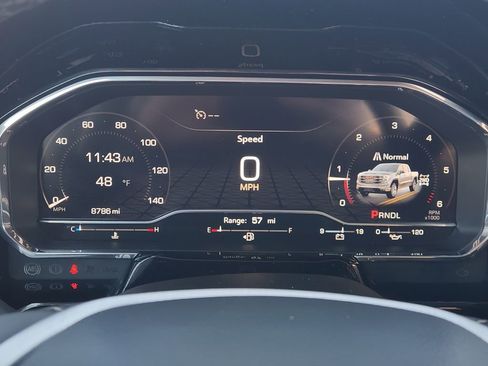 Used 2024 GMC Sierra 1500 SLE image 16