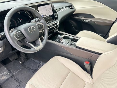 Certified 2023 Lexus RX 350 FWD w/ Cold Area Package image 4