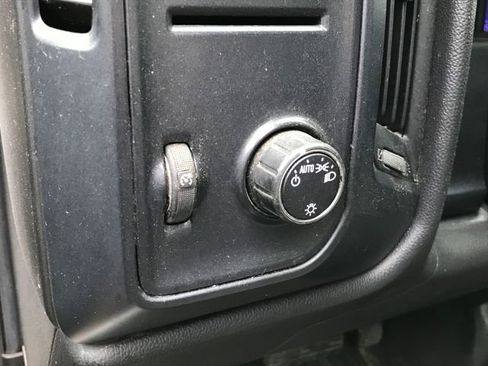 Used 2015 Chevrolet Silverado 1500 W/T RWD image 5