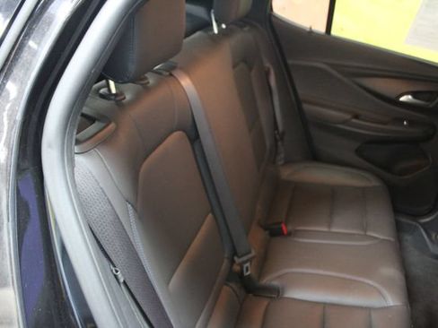 Used 2024 Buick Envista Sport Touring w/ Experience Buick Package FWD image 9