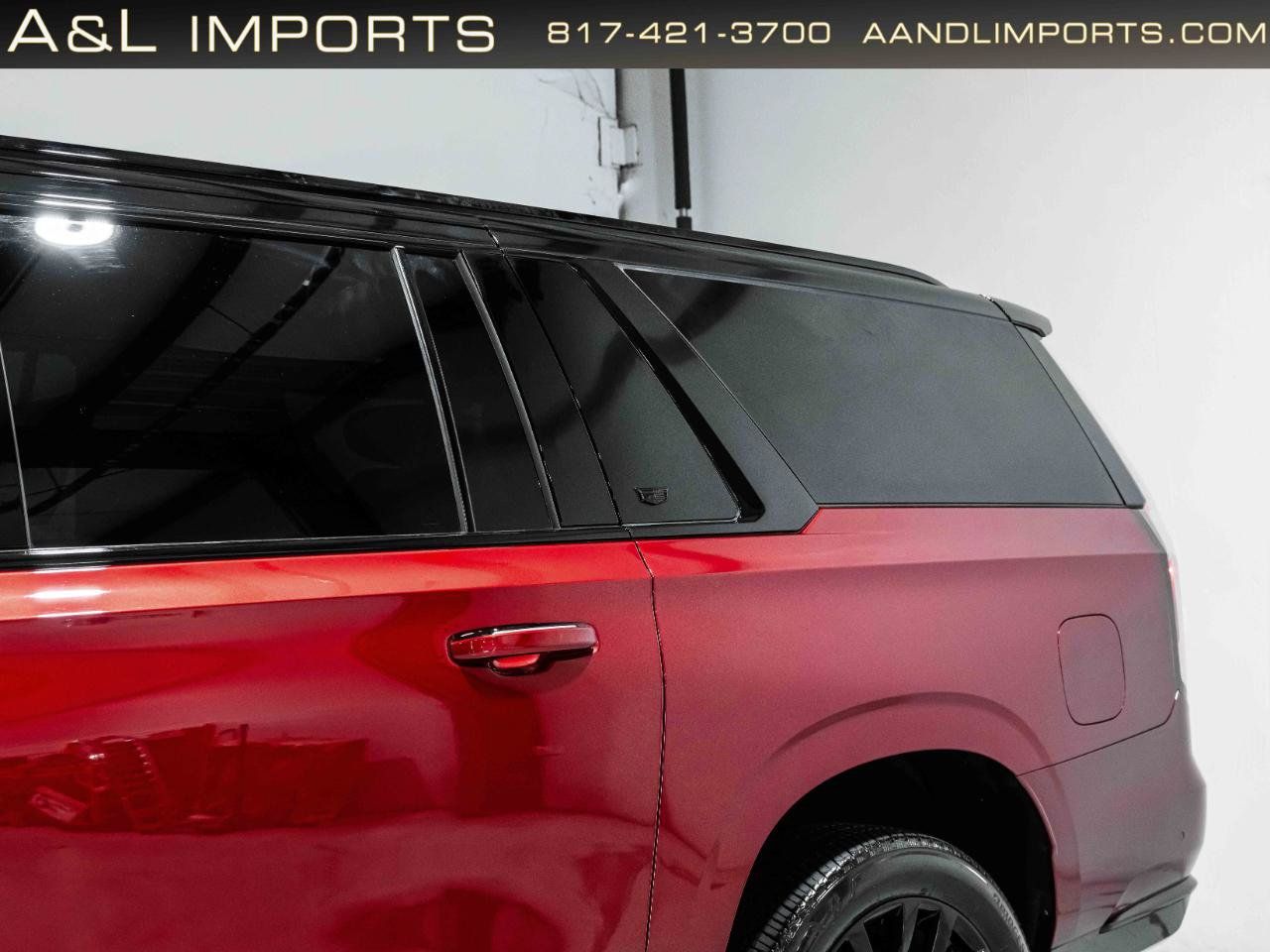 Used 2024 Cadillac Escalade ESV Premium Luxury AWD/4WD image 18