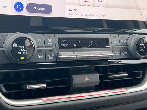 New 2026 Toyota Grand Highlander XLE image 24