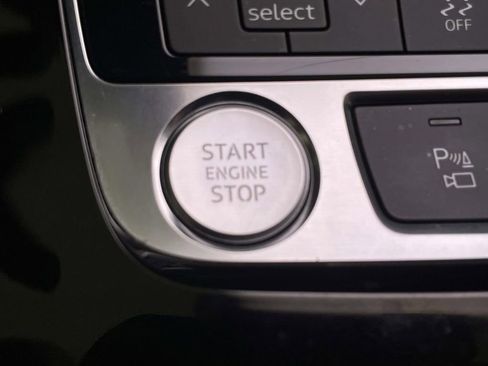 Used 2019 Audi Q8 Premium Plus image 44