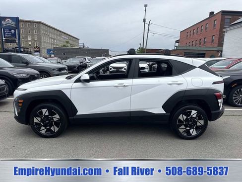 Used 2024 Hyundai Kona SEL AWD/4WD image 8
