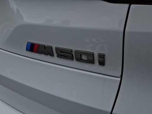 Used 2020 BMW X5 M50i w/ Executive Package AWD/4WD image 30