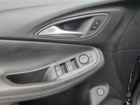 New 2025 Buick Encore GX Preferred image 15