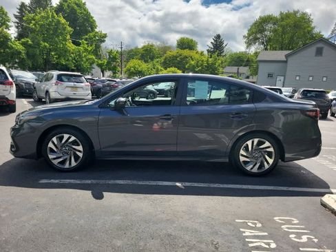 Used 2025 Subaru Legacy Limited AWD/4WD image 7