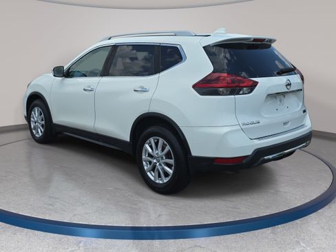 Used 2020 Nissan Rogue S w/ Special Edition Package FWD image 7