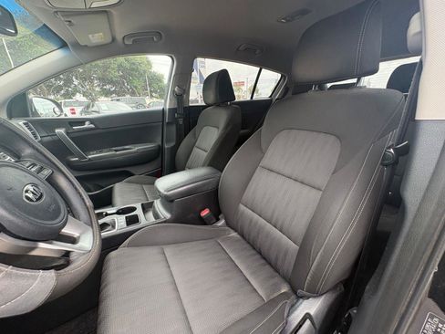 Used 2020 Kia Sportage LX FWD image 14