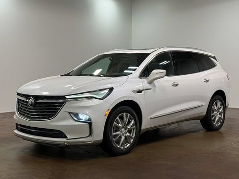 Used 2022 Buick Enclave Premium w/ Experience Buick Package AWD/4WD image 7