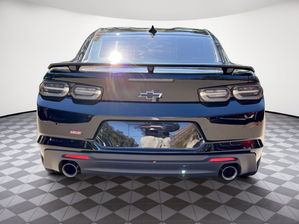 Used 2019 Chevrolet Camaro SS RWD image 11