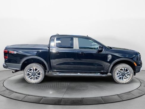 Certified 2024 Ford Ranger Lariat w/ FX4 Off-Road Package image 7