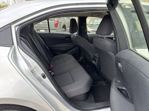 Used 2024 Toyota Corolla LE AWD/4WD image 26