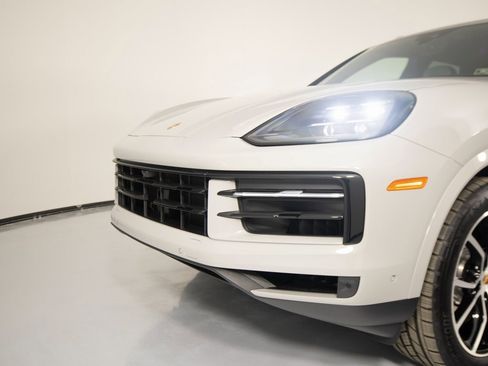 New 2026 Porsche Cayenne E-Hybrid image 37