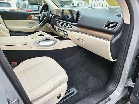 New 2026 Mercedes-Benz GLE 350 4MATIC image 9