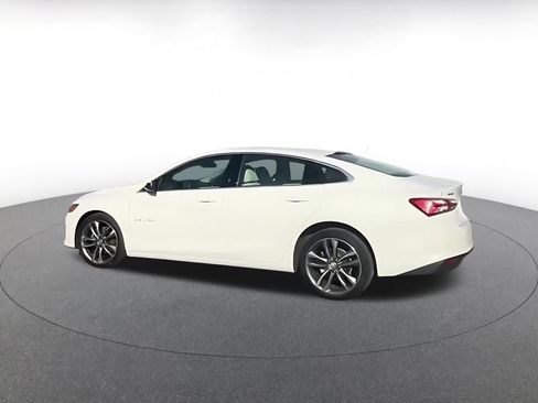 Used 2024 Chevrolet Malibu LT image 10