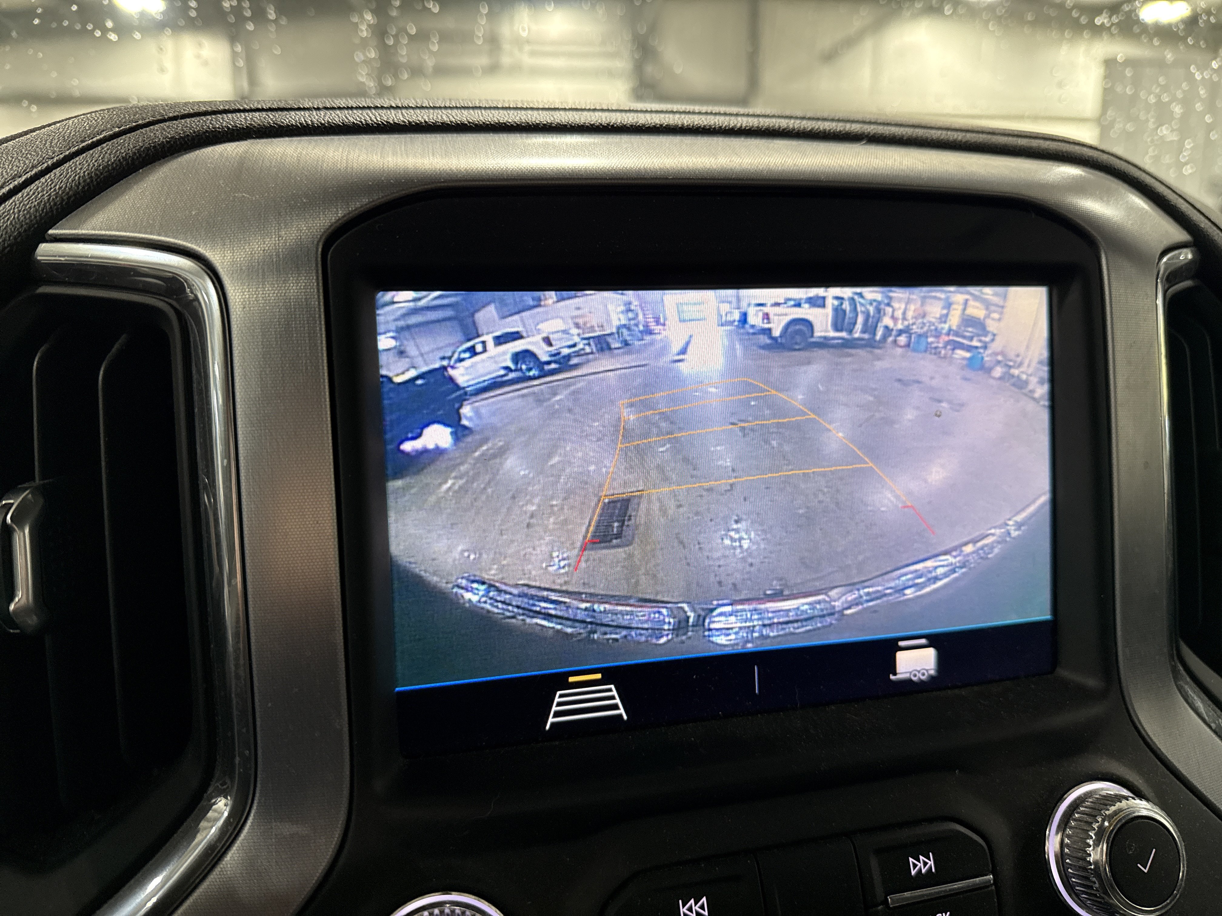 Used 2021 GMC Sierra 1500 Elevation w/ X31 Off-Road Package AWD/4WD image 13
