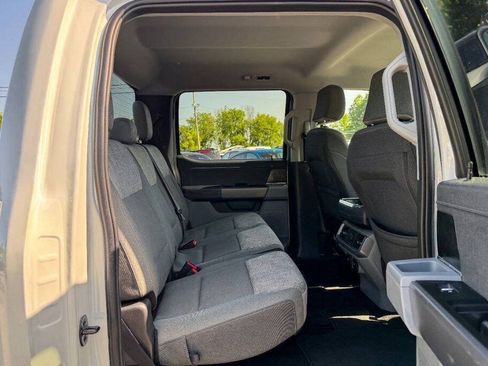 Used 2023 Ford F150 Lightning XLT AWD/4WD image 18