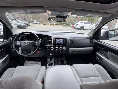 Used 2019 Toyota Sequoia SR5 image 27