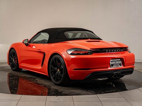Used 2017 Porsche 718 Boxster S image 3