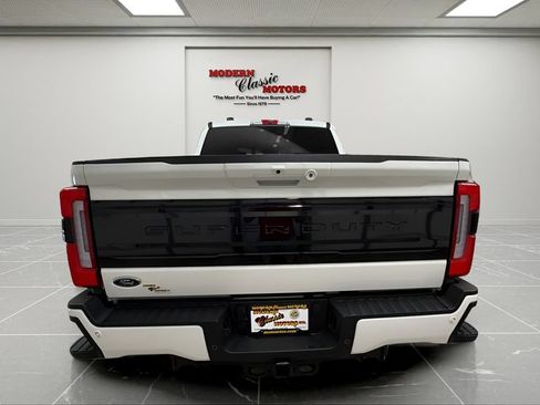 Used 2025 Ford F350 Platinum AWD/4WD image 4