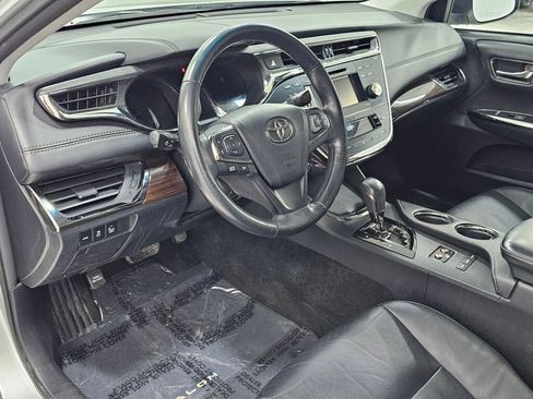 Used 2013 Toyota Avalon XLE Touring image 32