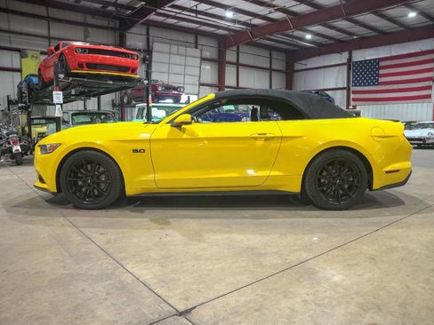 Used 2016 Ford Mustang GT Premium w/ Equipment Group 401A RWD image 23