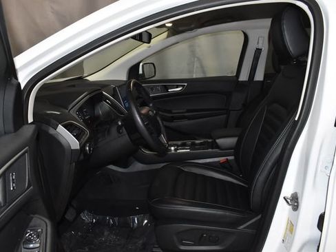 Used 2024 Ford Edge SEL image 12