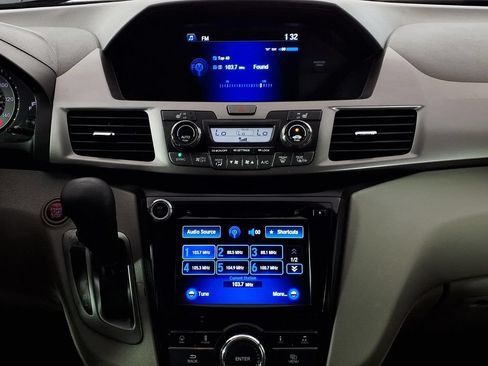 Used 2016 Honda Odyssey EX-L image 24