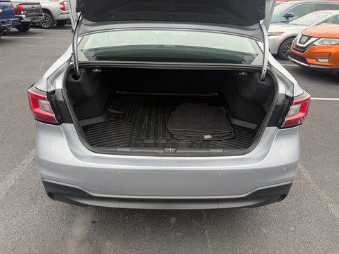 Used 2022 Subaru Legacy Limited image 7