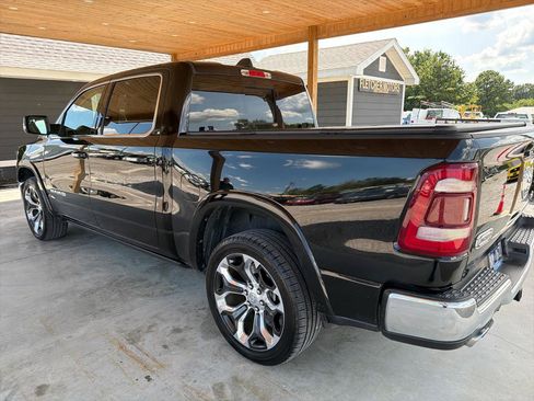 Used 2021 RAM 1500 Limited AWD/4WD image 3