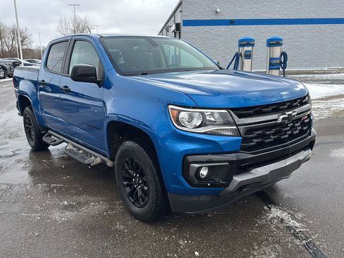 Used 2022 Chevrolet Colorado Z71 image 9