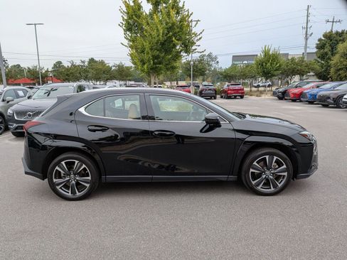 Used 2023 Lexus UX 250h FWD w/ Premium Package image 2