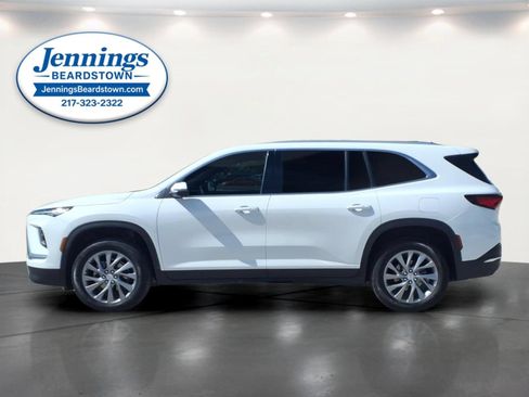 Used 2025 Buick Enclave Preferred FWD image 8