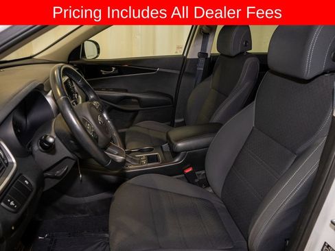 Used 2017 Kia Sorento FWD w/ LX Convenience Package image 10