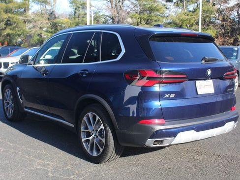 New 2026 BMW X5 xDrive40i w/ Climate Comfort Package image 5