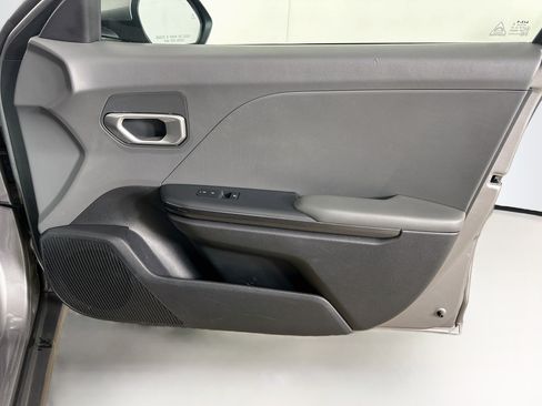Used 2025 Kia K4 FWD image 30