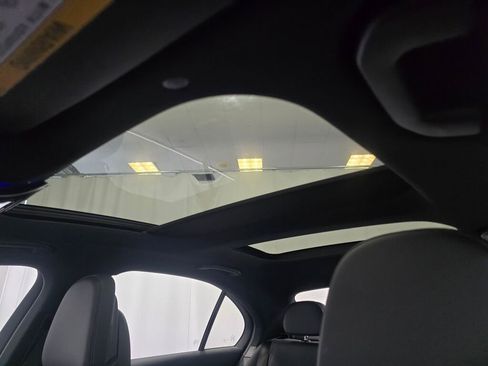 Used 2025 Mercedes-Benz C 300 4MATIC Sedan image 43