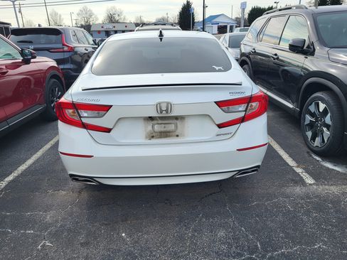 Used 2022 Honda Accord Sport image 5