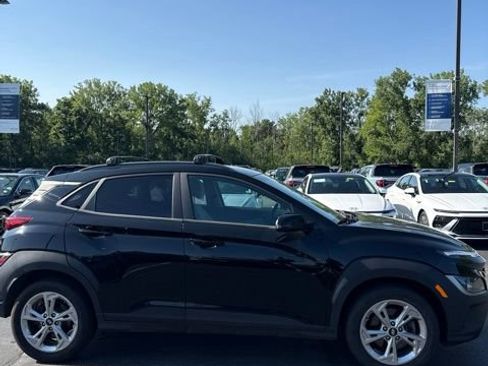 Used 2023 Hyundai Kona SEL w/ Cargo Package AWD/4WD image 7