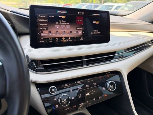 Certified 2024 INFINITI QX60 Luxe AWD/4WD image 17