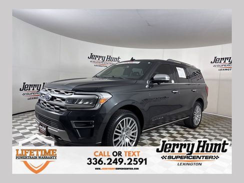 Used 2023 Ford Expedition Platinum image 1