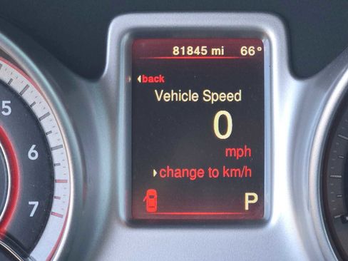 Used 2020 Dodge Journey SE w/ SE Popular Equipment Group image 30