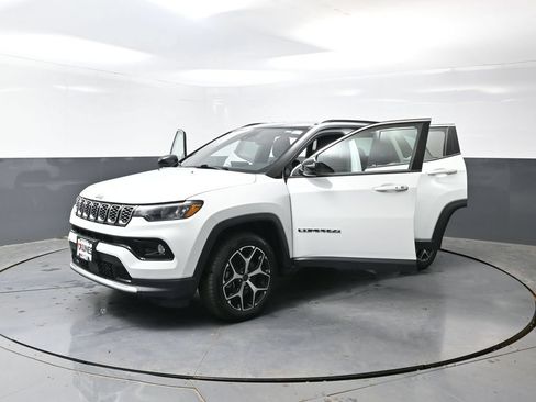 Used 2025 Jeep Compass Limited AWD/4WD image 53