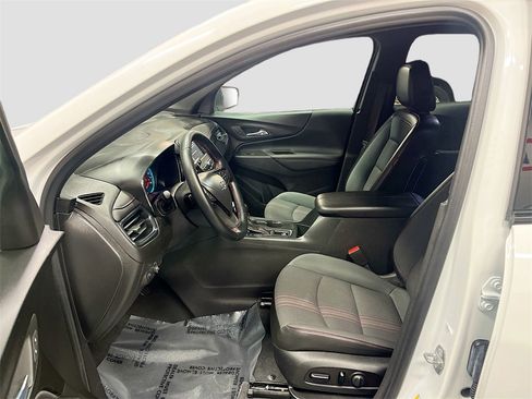 Used 2024 Chevrolet Equinox RS image 21